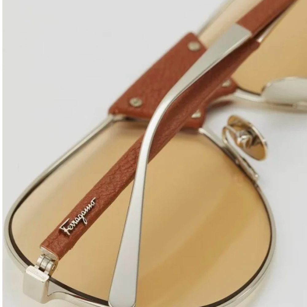 Ferragamo Stylish Brown Aviator Sunglasses - Picture 3 of 4